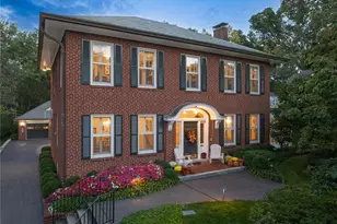 418 Yorkshire Pl, Webster Groves, MO 63119 - Photo 1