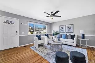 10508 Scotland Dr, Saint Louis, MO 63114 - Photo 7