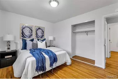 10508 Scotland Drive, Saint Louis, MO 63114 - Photo 17