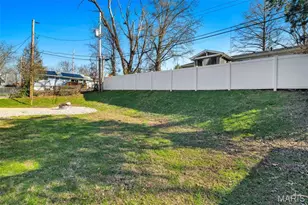 10508 Scotland Dr, Saint Louis, MO 63114 - Photo 41