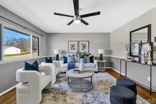 10508 Scotland Dr, Saint Louis, MO 63114 - Photo 9