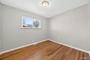 460 Wren Dr, Florissant, MO 63031 - Photo 9