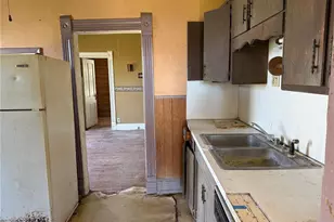 718 E Main St, Richland, MO 65556 - Photo 5