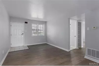 9102 Eager Road, Brentwood, MO 63144 - Photo 3