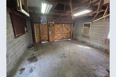 1825 Ashby Road, Saint Louis, MO 63114 - Photo 5