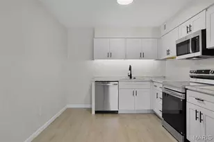 7507 Triwoods Dr, Shrewsbury, MO 63119 - Photo 13