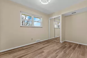 642 Laven Del Ln, Kirkwood, MO 63122 - Photo 19