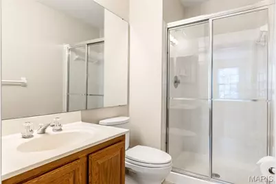 3126 Autumn Trace Drive, Maryland Heights, MO 63043 - Photo 17