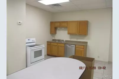 7 Progress Parkway, Union, MO 63084 - Photo 17