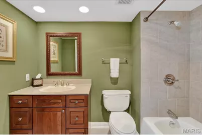 900 S Hanley Road #6C, Clayton, MO 63105 - Photo 13