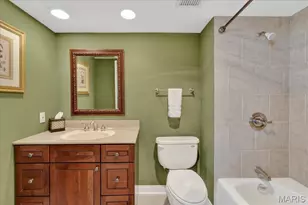 900 S Hanley Rd, Clayton, MO 63105 - Photo 13