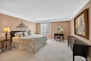 900 S Hanley Rd, Clayton, MO 63105 - Photo 15