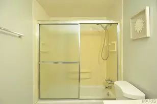 1190 Calley Dr, Saint Louis, MO 63125 - Photo 19