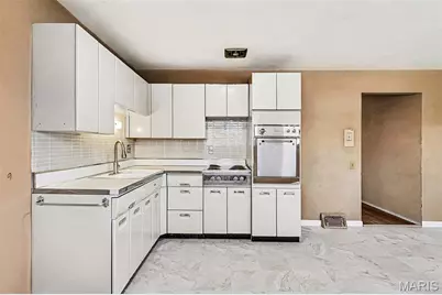 10515 Alliance Drive, Saint Louis, MO 63136 - Photo 7