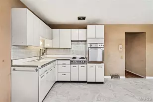 10515 Alliance Dr, Saint Louis, MO 63136 - Photo 7