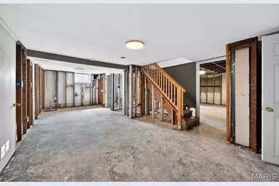 5208 Roberta Drive, High Ridge, MO 63049 - Photo 15