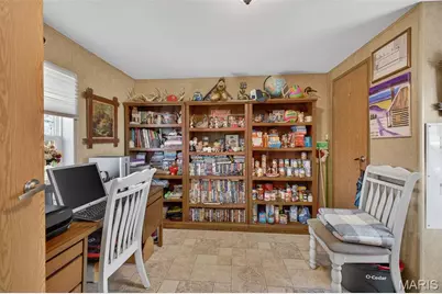 19661 Clover Road, Lebanon, MO 65536 - Photo 11