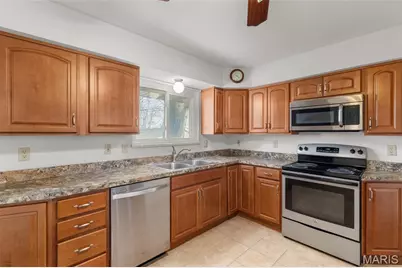 10556 Crecelius Drive, Saint Louis, MO 63123 - Photo 15