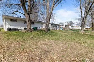 10556 Crecelius Dr, Saint Louis, MO 63123 - Photo 27