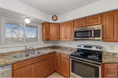 10556 Crecelius Drive, Saint Louis, MO 63123 - Photo 17