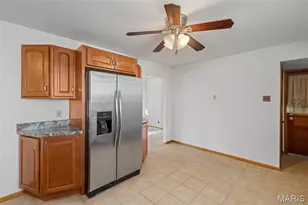 10556 Crecelius Dr, Saint Louis, MO 63123 - Photo 13