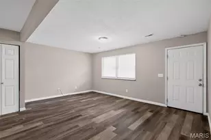 7809 Ellington Dr, Saint Louis, MO 63121 - Photo 11