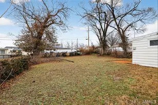 7809 Ellington Dr, Saint Louis, MO 63121 - Photo 9