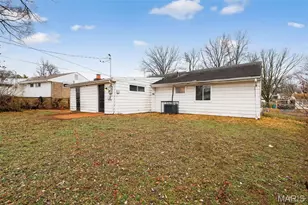 7809 Ellington Dr, Saint Louis, MO 63121 - Photo 7