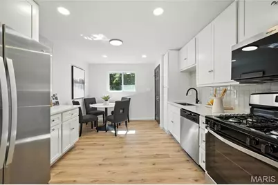 4254 Stambaugh Court, Saint Louis, MO 63134 - Photo 5