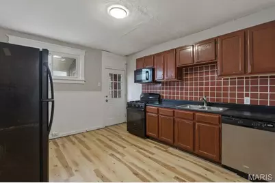 3322 N Hanley Road, Saint Louis, MO 63121 - Photo 3