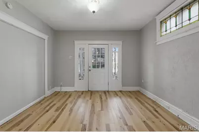 3322 N Hanley Road, Saint Louis, MO 63121 - Photo 7