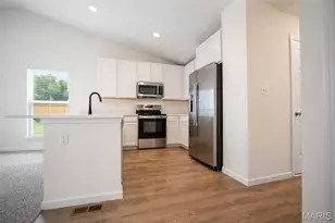 1037 Vardon Mdws Dr, Union, MO 63084 - Photo 7