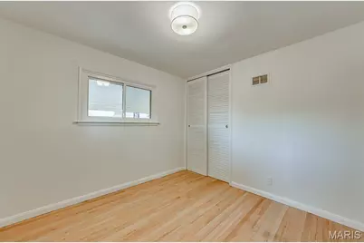 9932 Heatherton Drive, Saint Louis, MO 63123 - Photo 25