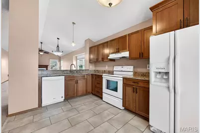 3011 Plum Creek Drive, Saint Peters, MO 63303 - Photo 5