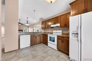 3011 Plum Creek Dr, Saint Peters, MO 63303 - Photo 5