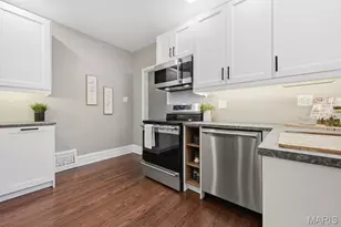 8016 Wynwood Dr, Saint Louis, MO 63123 - Photo 23