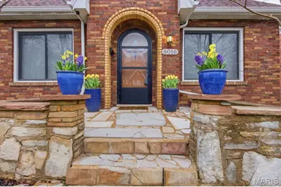 8016 Wynwood Drive, Saint Louis, MO 63123 - Photo 3