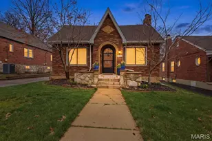 8016 Wynwood Dr, Saint Louis, MO 63123 - Photo 1