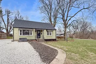 624 W New St, Palmyra, MO 63461 - Photo 29