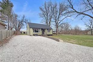 624 W New St, Palmyra, MO 63461 - Photo 27