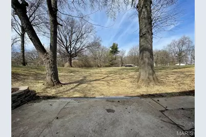 26 Castle Drive, Florissant, MO 63034 - Photo 23