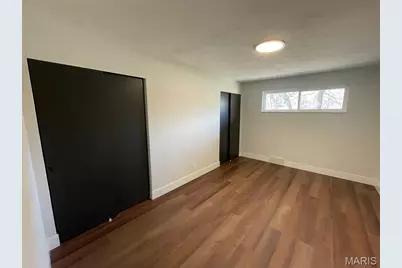 26 Castle Drive, Florissant, MO 63034 - Photo 15