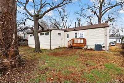 1128 Grenshaw Drive, Saint Louis, MO 63137 - Photo 29