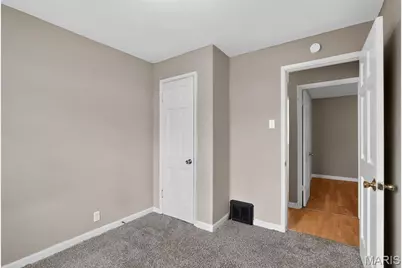 1128 Grenshaw Drive, Saint Louis, MO 63137 - Photo 15