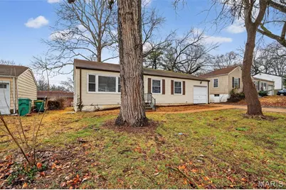 1128 Grenshaw Drive, Saint Louis, MO 63137 - Photo 3