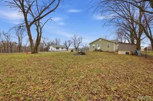 39024 Winter St, Truxton, MO 63381 - Photo 25