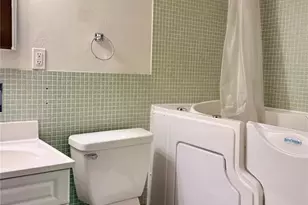 2210 Spoonwood Ln, Saint Louis, MO 63033 - Photo 15