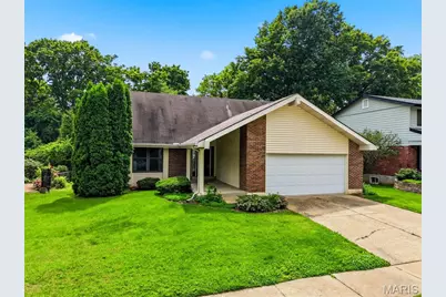 1089 Pinrun Drive, Ballwin, MO 63011 - Photo 3