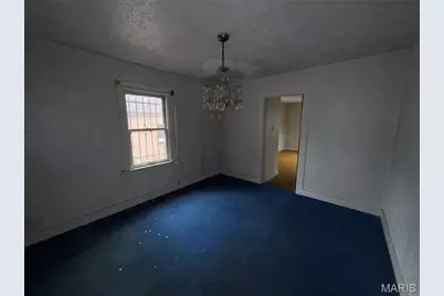 8249 Appleton Drive, University City, MO 63132 - Photo 7