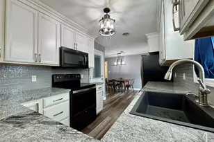 715 Lawn St, Monroe City, MO 63456 - Photo 7